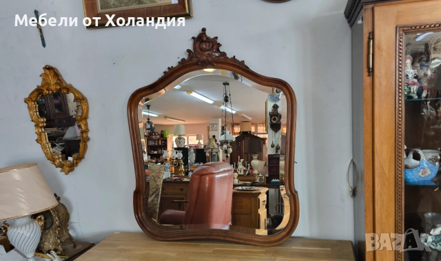 Голямо кристално огледало с дърворезба