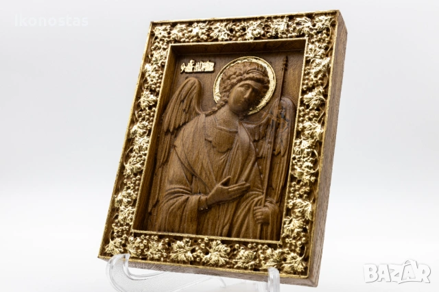 Релефна позлатена икона на Архангел Михаил – закрилникът, снимка 3 - Икони - 53224039