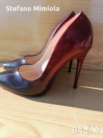 нови обувки, снимка 2 - Дамски обувки на ток - 53259021