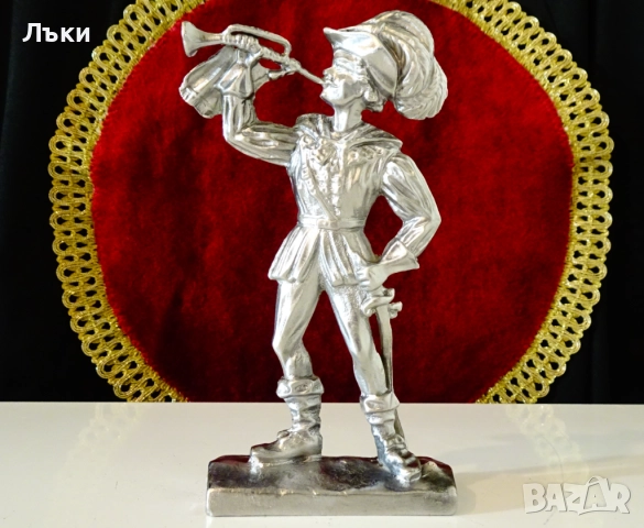 Калаена статуетка Ловец по Le Sonneur d’Olifant на Antonin Marie Moine. 