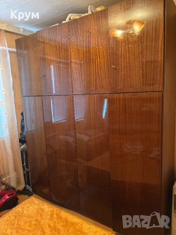 Масивен гардероб