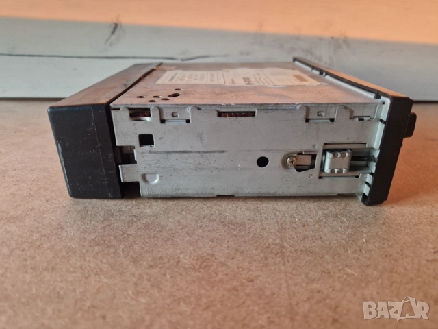 Радиокасетофон за кола, снимка 5 - Радиокасетофони, транзистори - 52927530