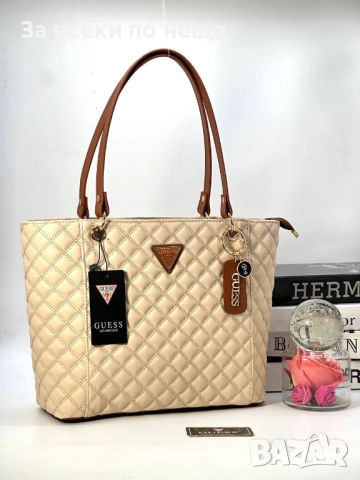 Guess Дамска Чанта Шанел - Налични Различни Цветове Код SK327, снимка 15 - Чанти - 52599206
