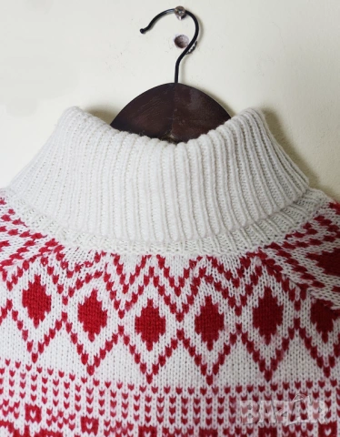 Пуловер House коледен, снимка 4 - Блузи с дълъг ръкав и пуловери - 54126578