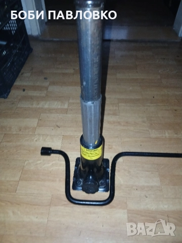 Червячен крик 1200кг безотказен