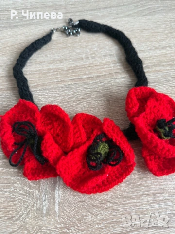 Ефектно ръчно плетено колие, снимка 2 - Колиета, медальони, синджири - 53725683