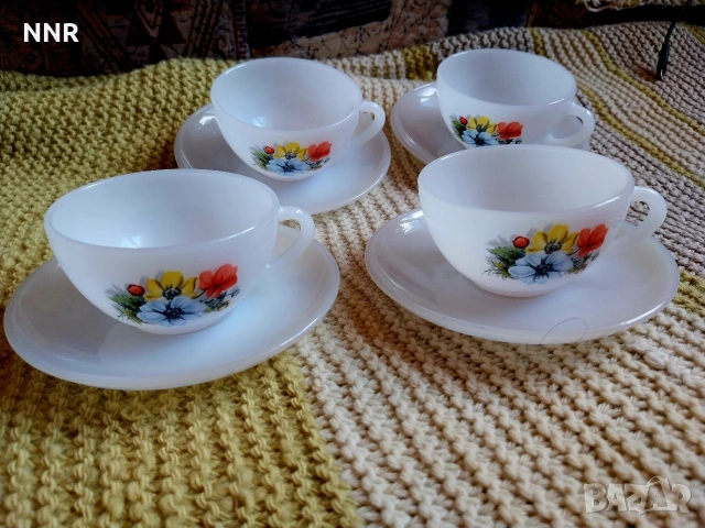 Сервиз - френски аркопал 