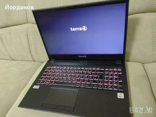 Terra 1516 15.6'' Led/Core i5-10210U/16gb.ram./512gb.ssd/500gb.hdd., снимка 4 - Лаптопи за игри - 47094022