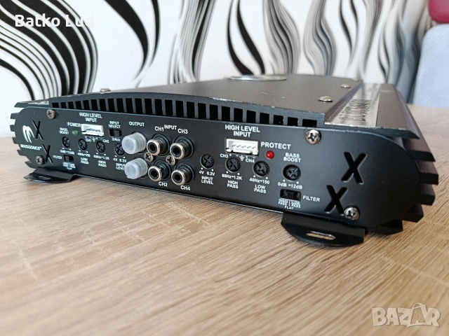 Усилвател Crunch MXB480 Blackmaxx, снимка 3 - Ресийвъри, усилватели, смесителни пултове - 53694706