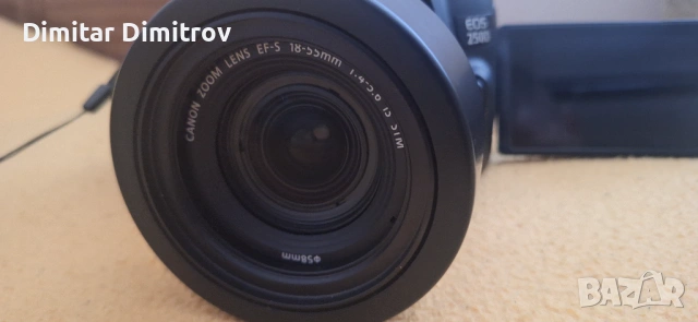 Фотоапарат Canon EOS 250D