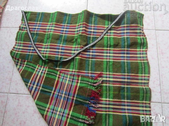 10 бр различни модели шити престилки. престилка чеиз дар плат, Стара вълнена тъкана, престилки, снимка 9 - Други ценни предмети - 28901671