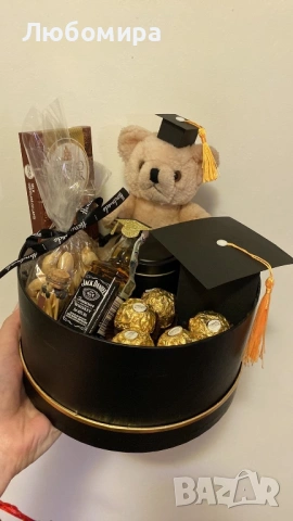 Букети за абитуриенти , снимка 11 - Изкуствени цветя - 53873162