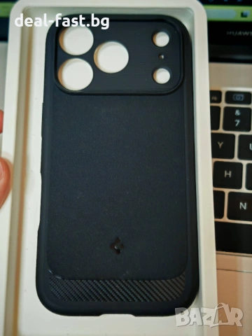 Хибриден кейс калъф Spigen Rugged Armor MagSafe за iPhone 17 Pro / ACS10329 / Matte Black, снимка 8 - Калъфи, кейсове - 54205267