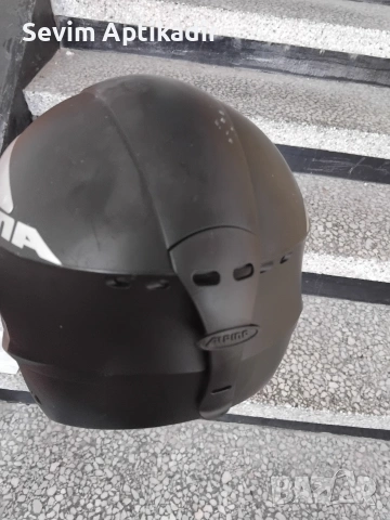 Оргинална ски каска Alpine, снимка 3 - Зимни спортове - 53815664