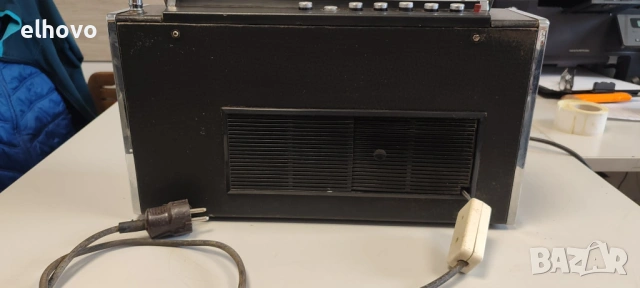 Радио Grundig satellit 210 Transistor 6001#1, снимка 3 - Радиокасетофони, транзистори - 53909227