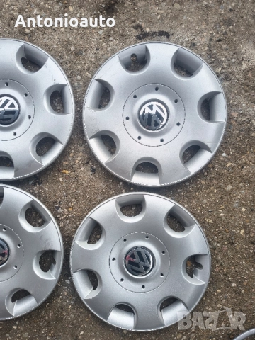 Оригинални тасове за Volkswagen 16 цола, снимка 2 - Аксесоари и консумативи - 51658411
