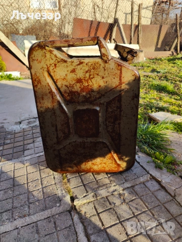 Желязна 20 л. Туба за гориво, снимка 4 - Аксесоари и консумативи - 54186411