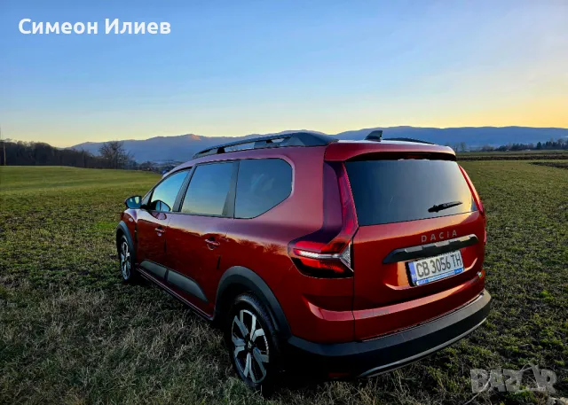 Dacia Jogger "Extreme"  2022г. ECO-G Тсе100hp BVM6, снимка 4 - Автомобили и джипове - 48657565