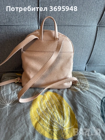 Кожена раница Zarena в цвят пудра, снимка 4 - Раници - 53845806