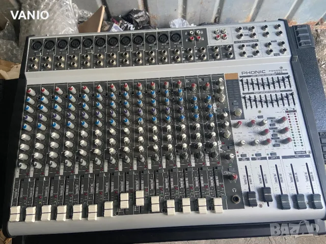 Power Mixer Phonic Пулт с Вградено Стъпало 2х400 Със Ефекти Работи Отлично, снимка 1 - Други - 47127029