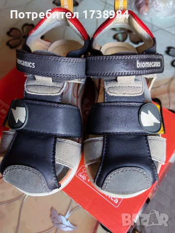 Сандалетки Biomecanics, снимка 4 - Детски сандали и чехли - 53159802