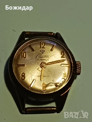 Дамски часовник .Позлатен. Сертина.