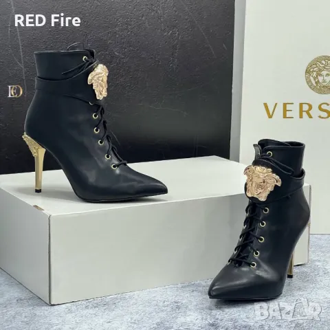 Обувки на ток Versace , снимка 1 - Дамски обувки на ток - 49124849