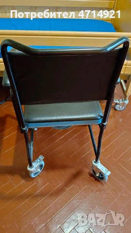 Тоалетен стол/количка, снимка 2 - Тоалетни столове - 53628068