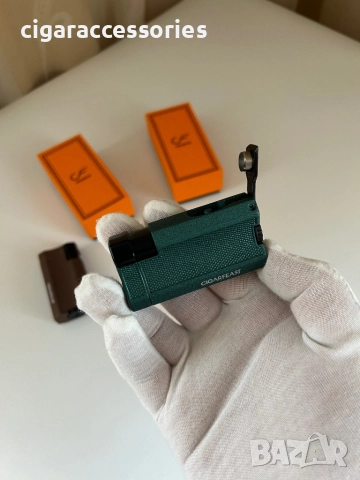 Запалка за пури с турбо пламък и вграден пънч - 2 цвята + кутия, снимка 3 - Запалки - 52799676