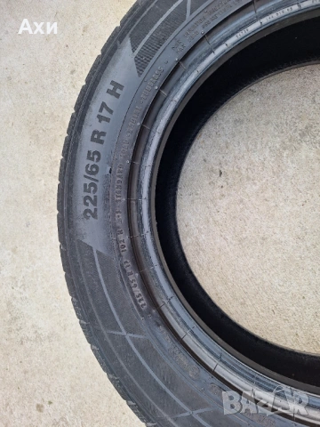 Всесезонни гуми Continental, снимка 4 - Гуми и джанти - 53837926