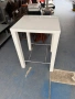 240388 НОВА бар висока маса 80/80 см -цена 75 евро или 146.69лв хбб - бял гланц , крака и плот по 50, снимка 2