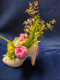 Гипсова обувка със сапунени цветя подходящи за бал края на учебната година подарък, снимка 2