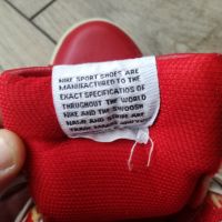 Продавам оригинални дамски кожени високи червени маратонки-Nike, снимка 5 - Маратонки - 45105636