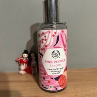 The body shop спрей за тяло The Body Shop Pink Pepper And Lychee Hair And Body Mist 150ml, снимка 1 - Козметика за тяло - 45799792