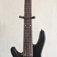 Бас китара (лява), усилвател, кубе, комбо, глава, комплект, снимка 2 - Китари - 44948807