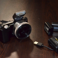 Sony Nex 5 + 16mm 2.8 Фотоапарат Обектив, снимка 1 - Фотоапарати - 44960597