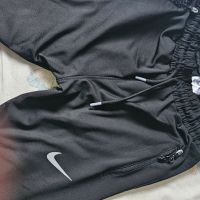 Анцунг Nike , снимка 3 - Спортни дрехи, екипи - 45925586