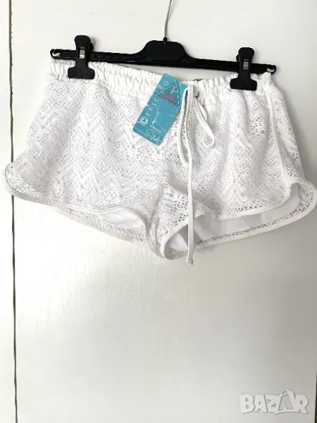 Разпродажба на всичко! Къси дамски бели плажни летни панталонки размер M, снимка 1