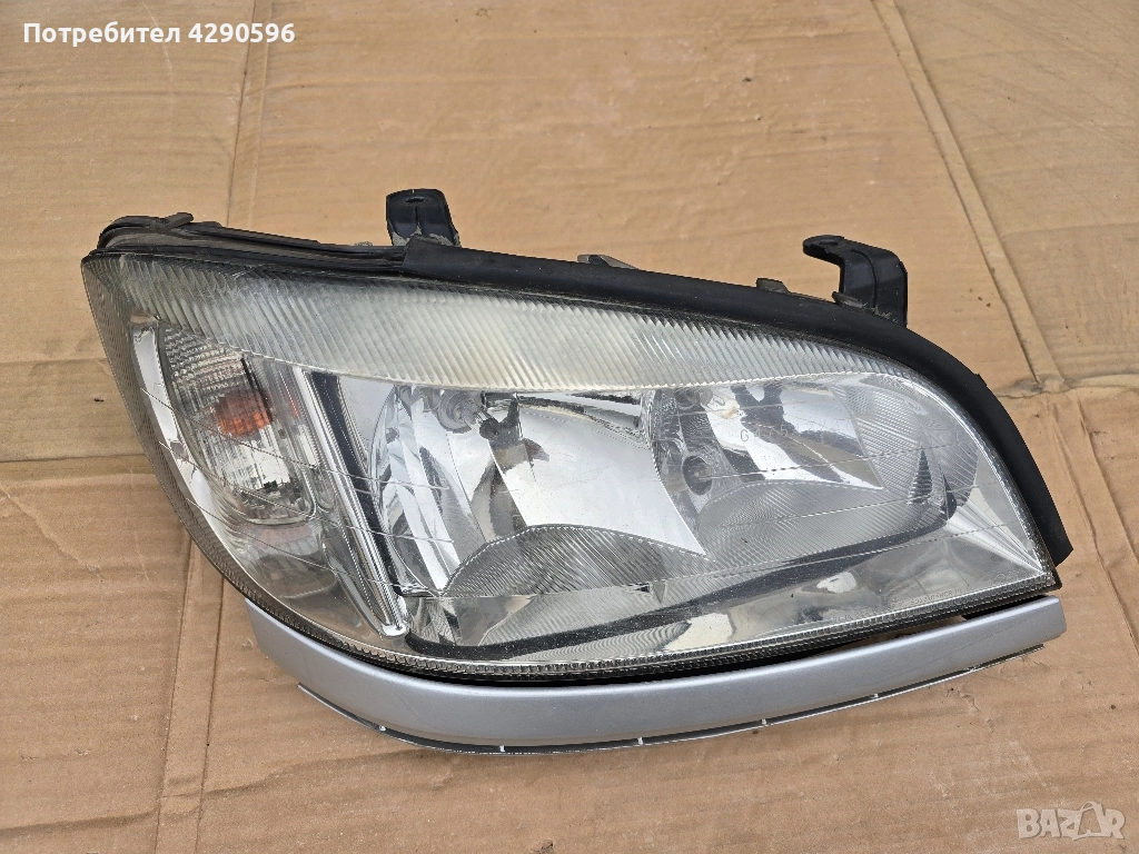 Десен фар за Opel Zafira A / Опел Зафира А, снимка 1