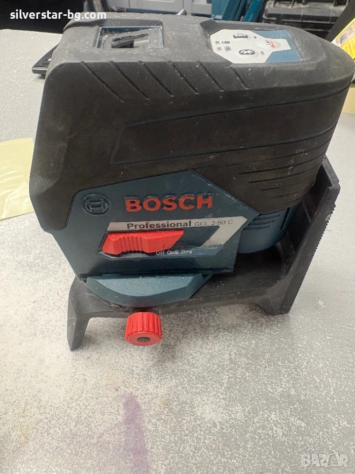 Линеен лазерен нивелир Bosch, снимка 1