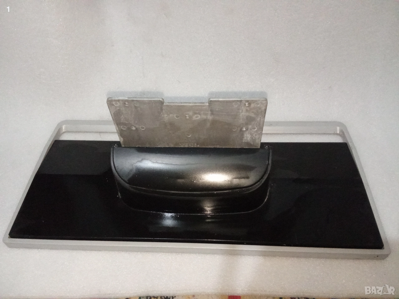 Стойка за голям телевизор, снимка 1