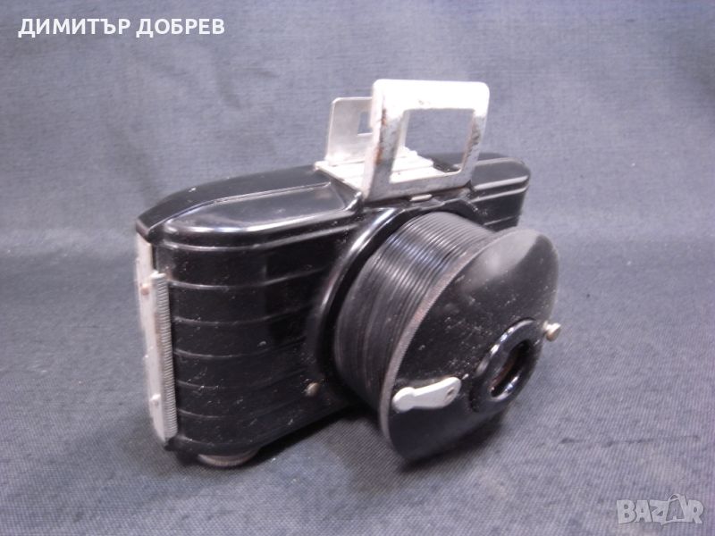 СТАР РЕТРО БАКЕЛИТОВ ФОТОАПАРАТ KODAK BULLET CAMERA USA, снимка 1