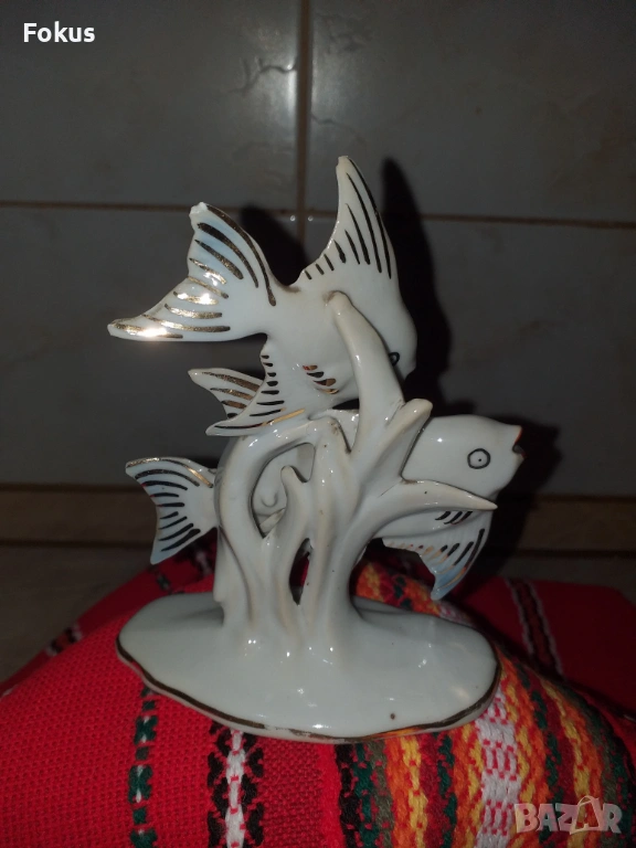 Уникална и много рядка фигура статуетка риби - порцелан, снимка 1