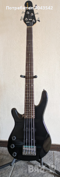 Бас китара Yamaha BB405L 5-string (лява ръка), снимка 1