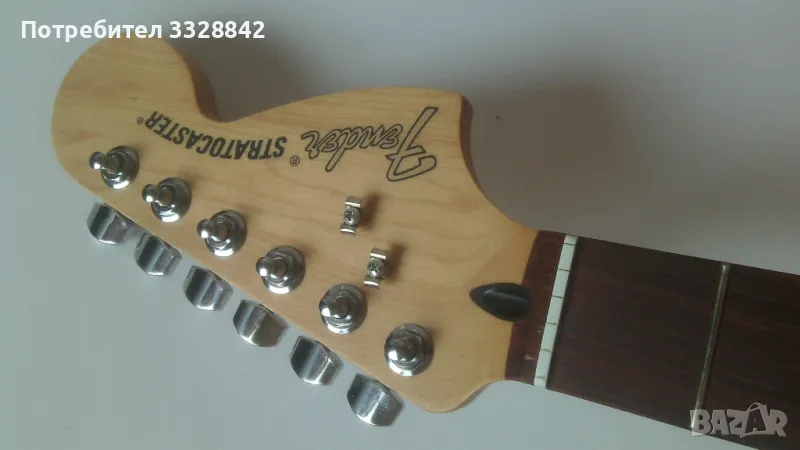 Fender Deluxe Stratocaster® Neck, снимка 1