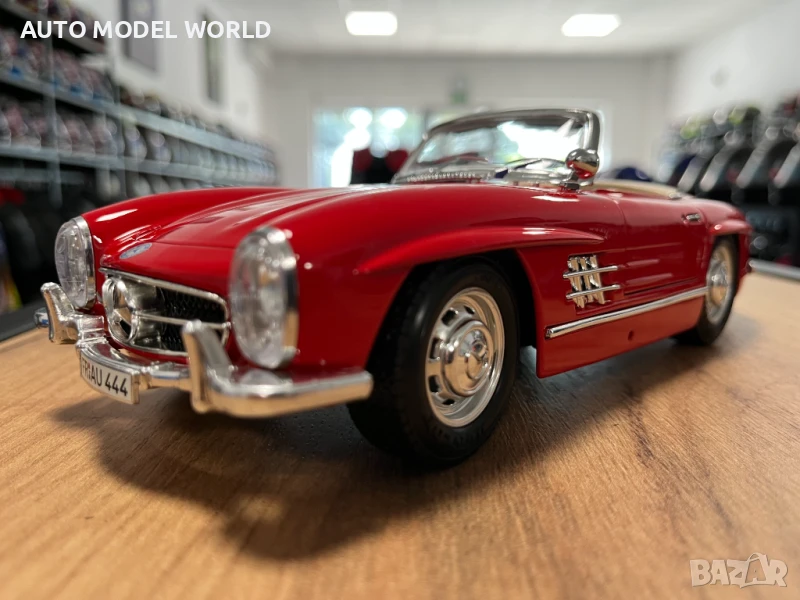 Рядък модел метална колекционерска количка MERCEDES 300 SL 1965г1:18, снимка 1