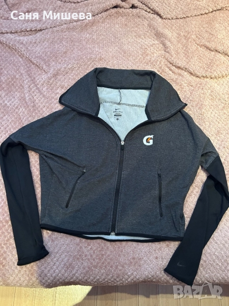 Дамски суичър Nike, снимка 1