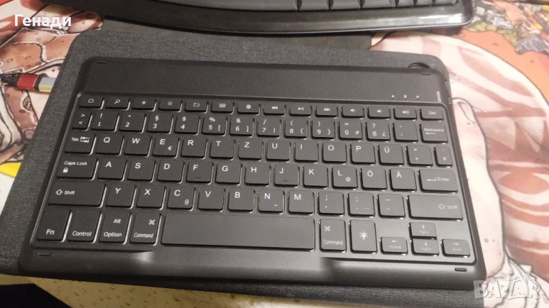 НОВА блутут bluetooth клавиатура с type-c зареждане, снимка 1
