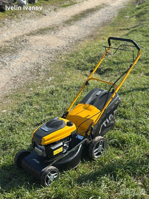 Самоходна косачка STIGA, снимка 1