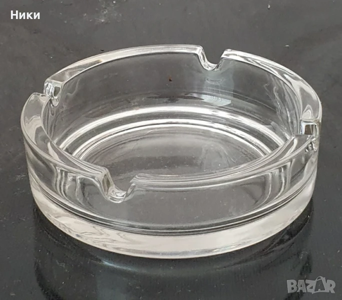 Пепелник от стъкло , снимка 1